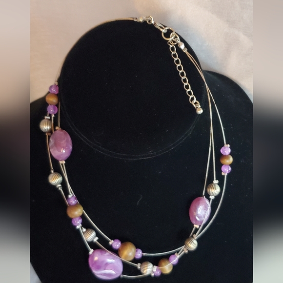 Vintage  Purple and Wooden Beaded Wire Strand Necklace - Picture 7 of 7
